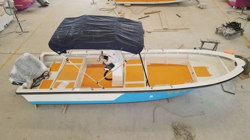 Открытый катер c подвесным мотором - YB-620 - Changzhou Youbang Boat Co., Ltd. - с центральной консолью / для водных лыж / для спортивной рыбалки