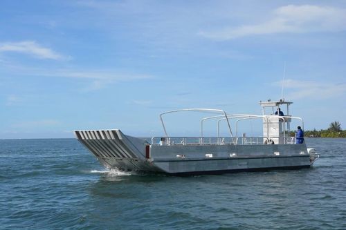 Профессиональный катер десантный катер - Changzhou Youbang Boat Co., Ltd. - с внутренним мотором / дизельный / из алюминия