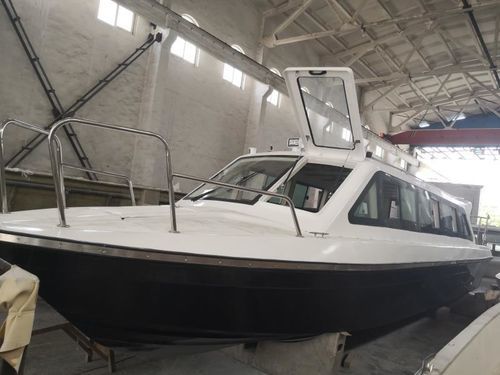 Профессиональный катер пассажирское судно - Changzhou Youbang Boat Co., Ltd. - внутренняя поворотно-откидная колонка / c подвесным мотором / из стеклопластика