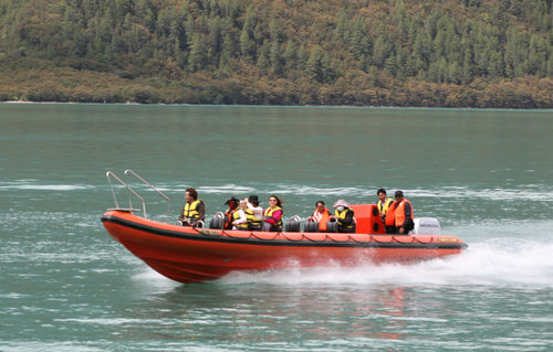 Профессиональный катер прогулочный катер - RIB-1100 - Changzhou Youbang Boat Co., Ltd. - спасательное судно / c подвесным мотором