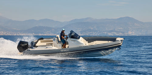 Полужесткая надувная лодка - 800 - Breva Marine - c подвесным мотором / двухмоторная / открытая
