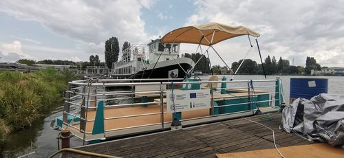 Электрический понтоновый катер - Watt 650 - Gruppo CNE (CNE srl) - открытый / с боковой консолью / универсальный