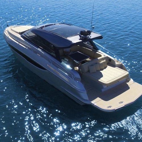 Быстроходный катер с внутренним мотором - Power 36 - Focus Motor Yachts - дизельный / двухмоторный / хардтоп