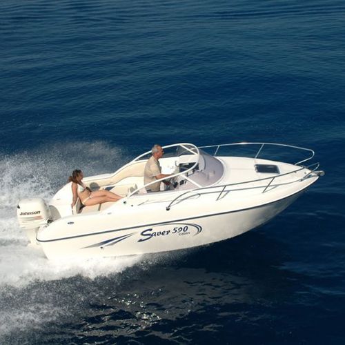 Моторная лодка с каютой c подвесным мотором - 590  - SAVER  S.R.L. - открытая / спортивная / макс. 6 человек