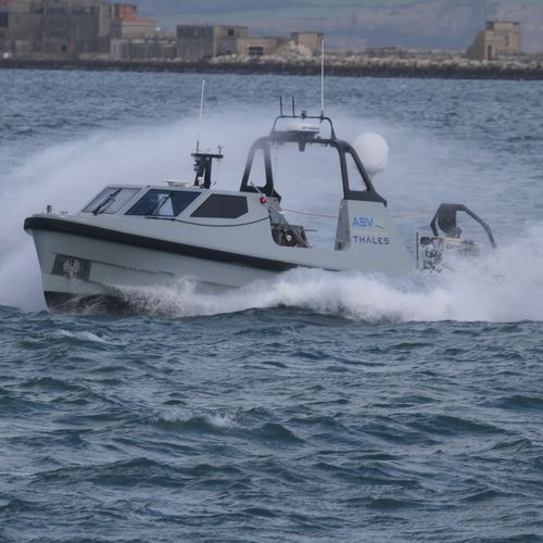Морской беспилотник для ведения наблюдения - C-Sweep - Autonomous Surface Vehicles, UK - автономный блок