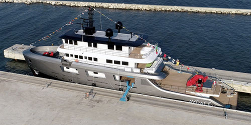 Круизная супер-яхта - K42 Audace - Cantiere Delle Marche - с приподнятой рулевой рубкой