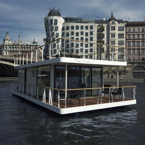 Барка c подвесным мотором - No1 Living 47' - HOUSEBOAT s.r.o. - 2 каюты