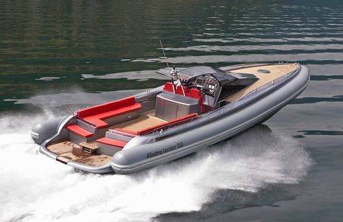 Надувная лодка с внутренним мотором - 50 - Albatro International Srl - полужесткая / с центральной консолью / с кабиной