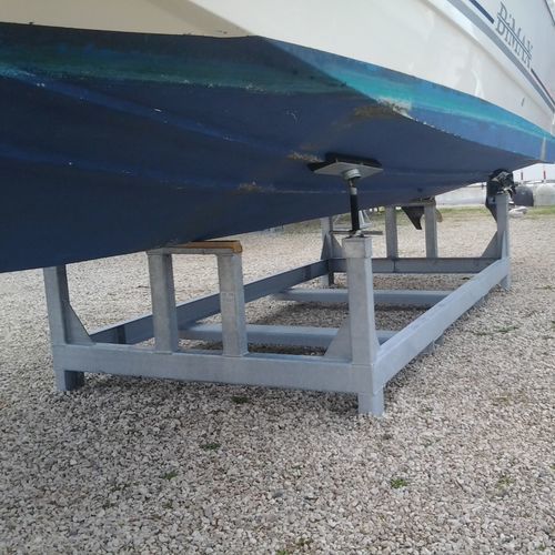 Стапели для моторного катера - SE Sella per barca a motore Ton. 5 - Naval Tecno Sud - регулируемый / нагрузка на 4 точки / фиксированный