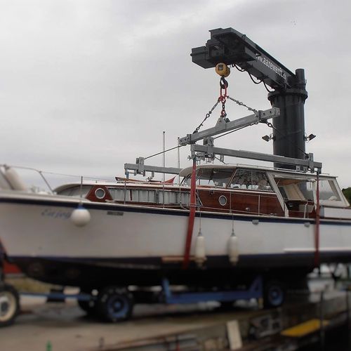 Однобалочное подъемное устройство для катера - H-Bar - Naval Tecno Sud