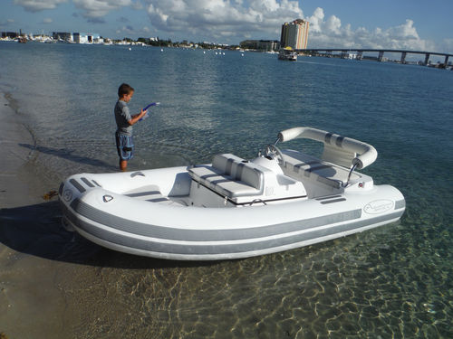 Реактивная надувная лодка - Sprinter F11 - Aquascan Inc - RIB / с центральной консолью / макс. 5 человек