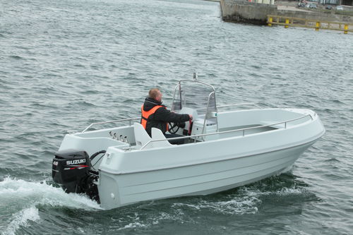 Открытый катер c подвесным мотором - Admiral 550 Proff - Admiral Boats S.A. - для спортивной рыбалки / макс. 7 человек