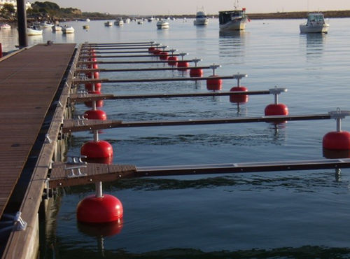 Плавучие мостки из стали - Sagres  - Lindley Marinas - оцинкованный