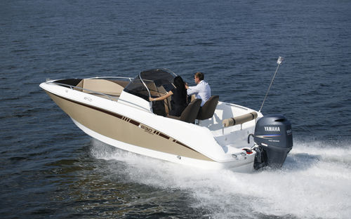 Открытый катер c подвесным мотором - 630  - Galia Boats - с центральной консолью / макс. 6 человек / с кабиной