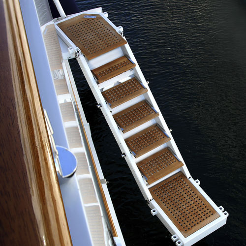 Лестница для катера - NV | SuperYacht Accessories - для яхты / боковая / поворотная