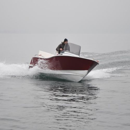 Открытый катер c подвесным мотором - Akes 19  - NAUTICA CANCELLI CESARE - с центральной консолью / из алюминия / макс. 6 человек