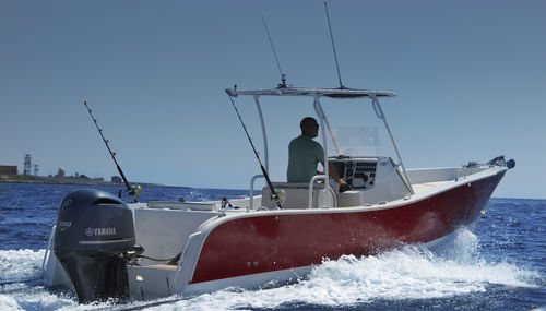 Открытый катер из алюминия - 25 Fisherman - NAUTICA CANCELLI CESARE - c подвесным мотором / с центральной консолью / для спортивной рыбалки