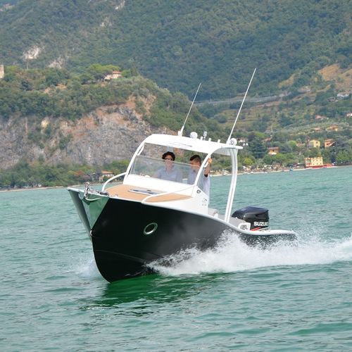 Прогулочный катер из алюминия - 25 WA - NAUTICA CANCELLI CESARE - c подвесным мотором / с центральной консолью / открытый