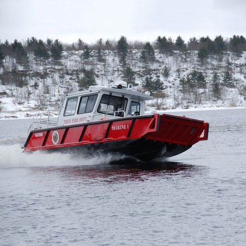 Профессиональный катер пожарный катер - 32’ Bullnose - Stanley Aluminum Boats - c подвесным мотором