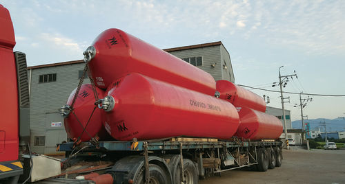 Кранец для порта - YFF - YMI Corporation - для пирса / цилиндрический / красный