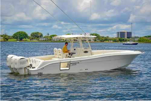Открытый катер c подвесным мотором - 3400 CC - HydraSports Custom Boats - трехмоторный / Т-образная верхняя часть