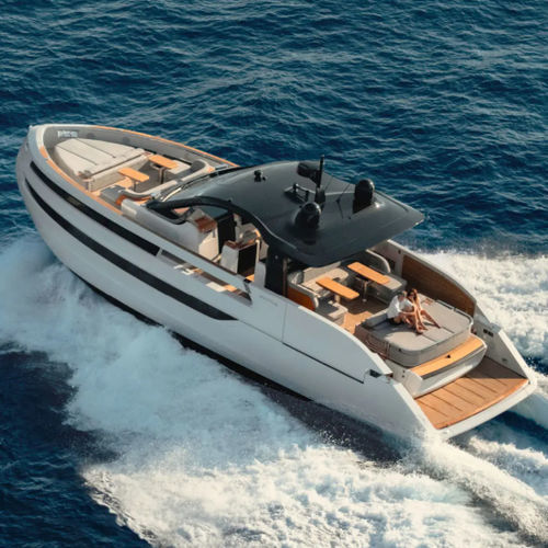 Круизная моторная яхта - TT550 - Invictus Yacht - чартер / открытая / хардтоп