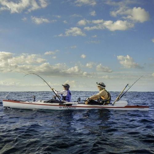 Каяк с верхней посадкой - FISHA DUO - Stealth Kayaks Europe - для рыбной ловли / морской / для взрослых