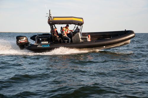 Надувная лодка c подвесным мотором - A8  - Alunaut OÜ - RIB / с центральной консолью / из алюминия
