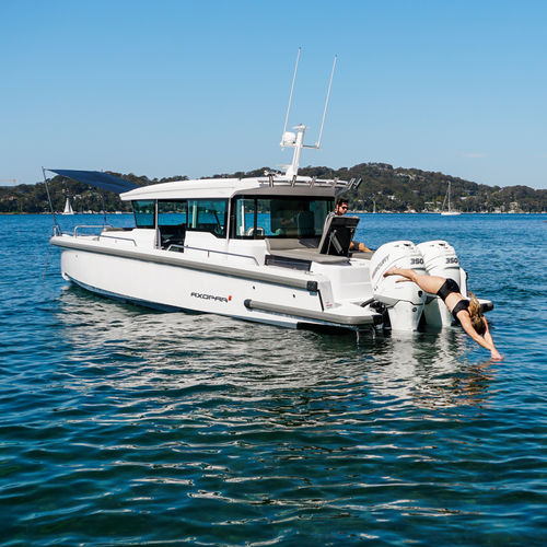 Быстроходный катер c подвесным мотором - 37 XC CROSS - Axopar Boats Oy - двухмоторный / с рулевой рубкой / кроссовер