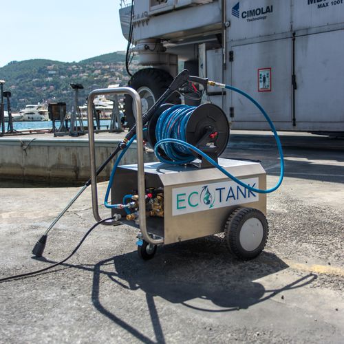 Очиститель под высоким давлением для судна - Ecostation - AZURETREND | ECOTANK | EMERGENSEA | MONAWA - для профессионального катера / для судостроительной верфи / мобильный
