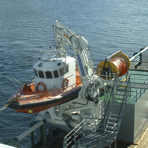 Шлюпбалка для судна - Alusafe 700 - Maritime Partner AS - гидравлическая / поворотная