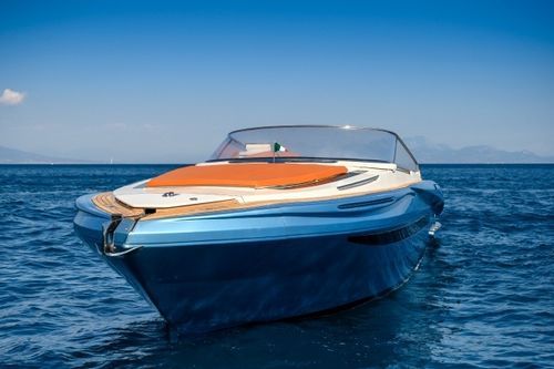 Быстроходный катер с внутренним мотором - Evo T3 - Evo Yachts - дизельный / корпус глиссирующего типа / открытый