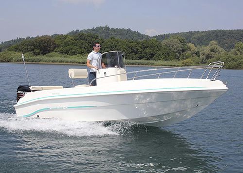 Открытый катер c подвесным мотором - Winnebago 19 - Ferrario Nautica - макс. 6 человек