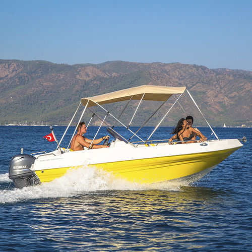 Открытый катер c подвесным мотором - SKI 16 - MERCAN YACHTING - с боковой консолью / для водных лыж / быстрый
