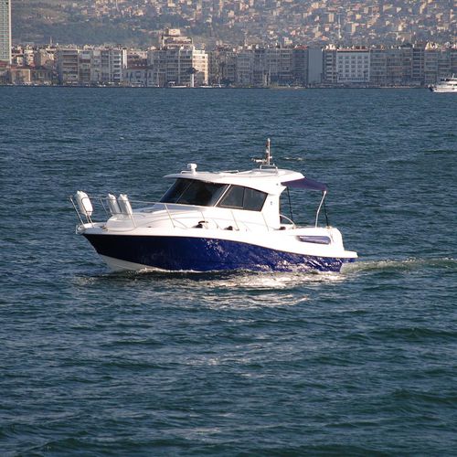 Прогулочный катер с каютой с внутренним мотором - GOBY 280 - MERCAN YACHTING - хардтоп / из стекловолокна / макс. 7 человек