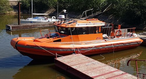 Профессиональный катер рабочее судно - Artic-1200 - Uniworkboats SIA - с внутренним мотором / из алюминия / жесткий корпус