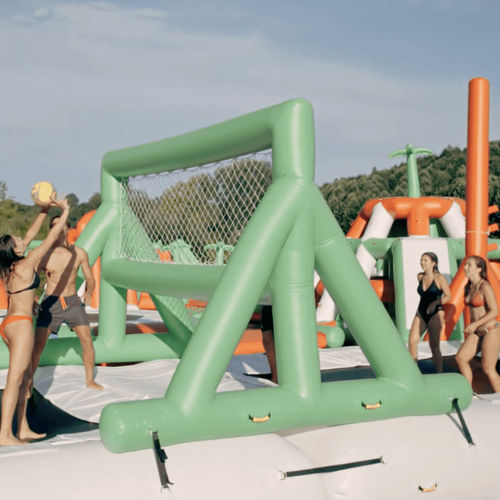Оборудование для игр на воде волейбольная площадка - AQUAZONE parc aquatique - универсального назначения для водных видов спорта / для базы отдыха / надувное