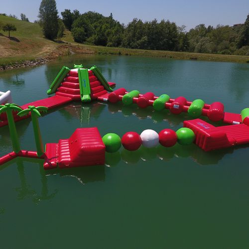 Оборудование для игр на воде с буем - Wipeout Balls  - AQUAZONE parc aquatique - гимнастическое бревно / беговая дорожка / пузырь
