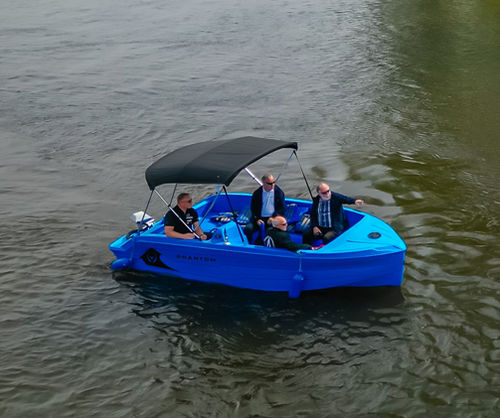 Ботик c подвесным мотором - PHANTOM - Vision Marine Technologies - электрический / открытый / с боковой консолью
