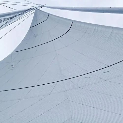 Грот - Explorer - Evolution Sails - для круизного парусного судна / с трирадиальным кроем
