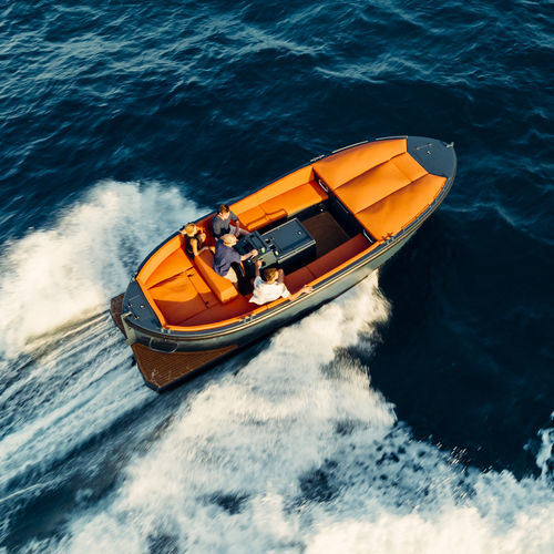 Открытый катер с поворотно-откидной колонкой - DAMSKO 750  - Lekker Boats - с дизельным двигателем / гибридный / корпус глиссирующего типа