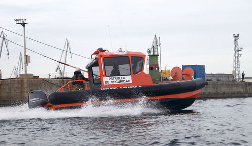 Профессиональный катер катер береговой охраны - RAL-750-ZSF - AISTER ALUMINIUM SHIPYARD - c подвесным мотором / из алюминия