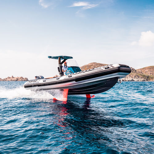 Летающая надувная лодка - FLYING TENDER®80 - YACHTING - SEAIR FLYING BOAT - c подвесным мотором / горючее / полужесткая