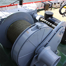 Лебедка для судна - DMT MARINE EQUIPMENT SA - для буксира / для буксировки / с гидравлическим приводом