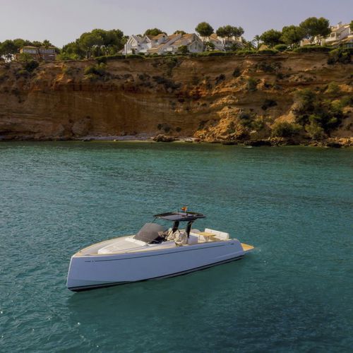 Быстроходный катер с внутренним мотором - Pardo 38 - Pardo Yachts - двухмоторный / открытый / с центральной консолью