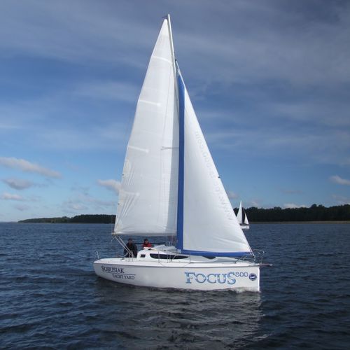 Круизный парусник - FOCUS 800 - Sobusiak Yacht Yard Mariusz Sobusiak - 4 каюты / 6 спальных мест / бушприт
