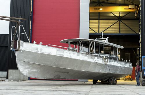 Профессиональный катер водное такси - FENIX - Trimm Design BV - c подвесным мотором / дизельный / из алюминия