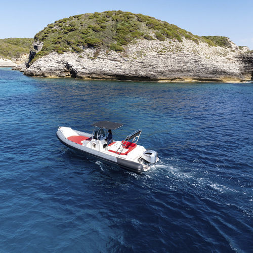 Надувная лодка c подвесным мотором - ALTAGNA 800 - Fanale Marine - полужесткая / открытая / с центральной консолью
